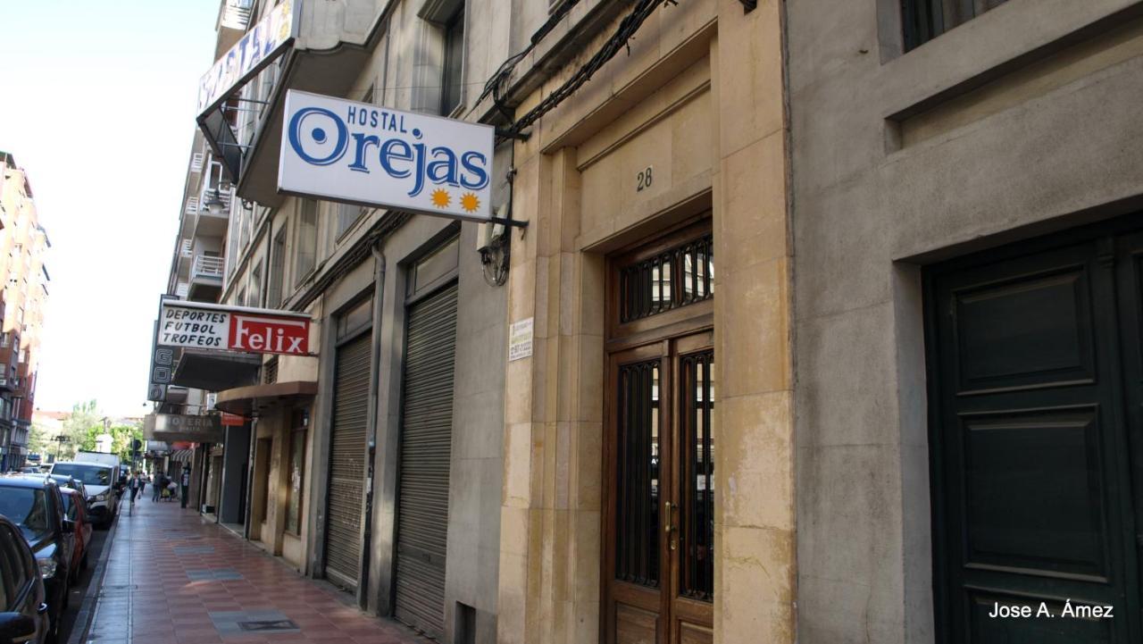 Hostal Orejas León Exterior foto
