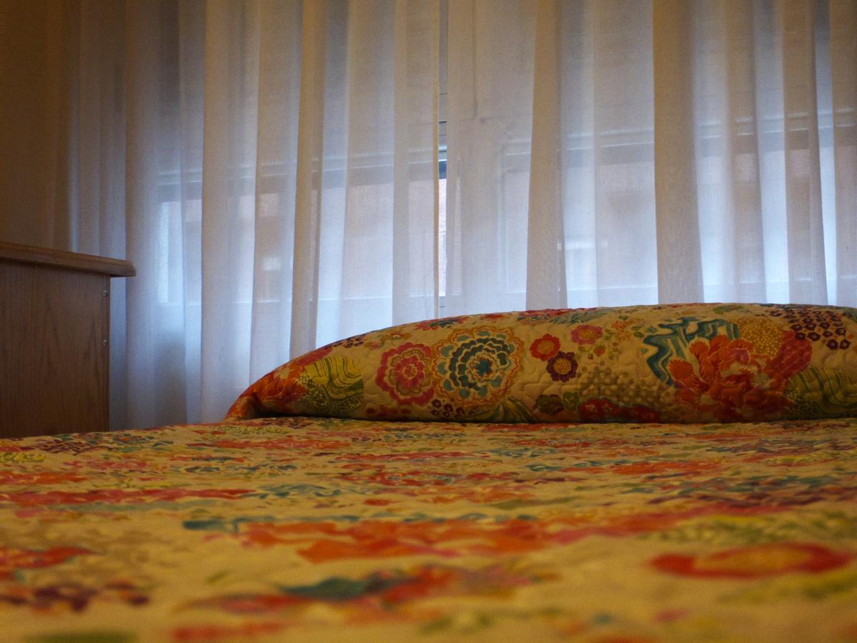 Hostal Orejas León Exterior foto