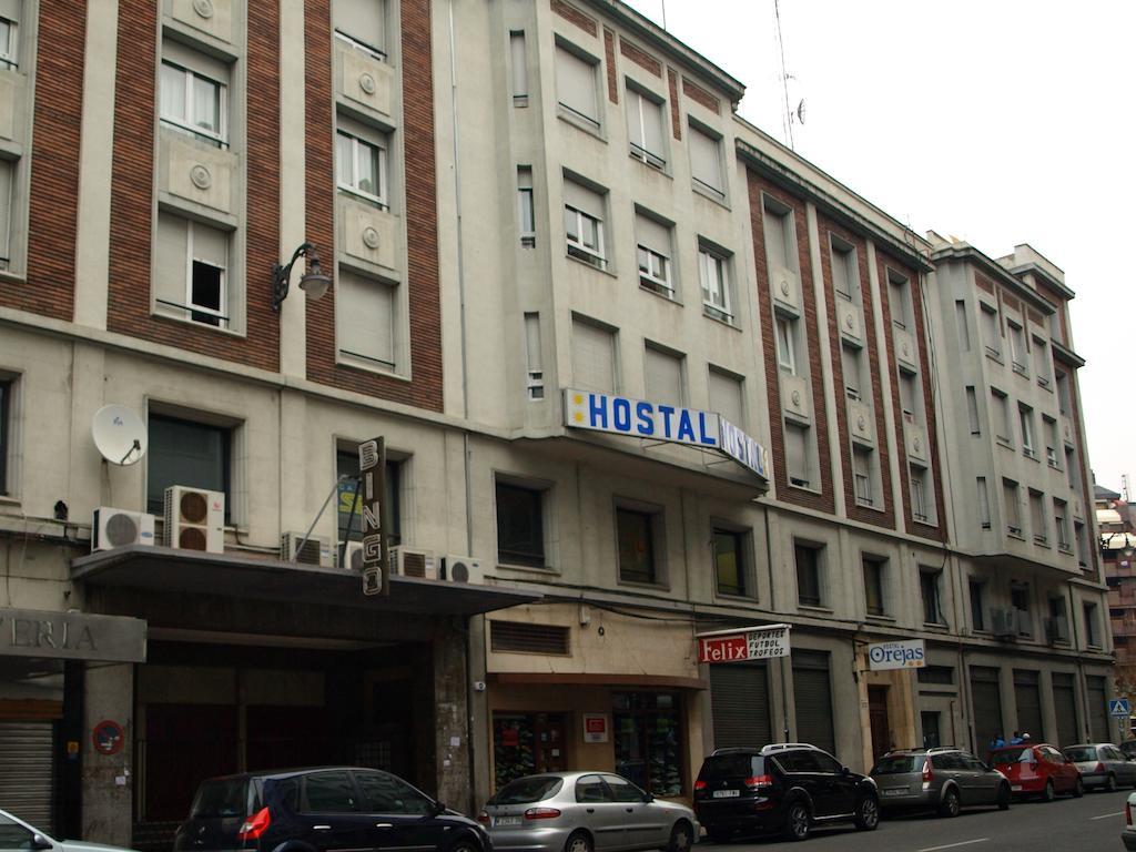 Hostal Orejas León Exterior foto